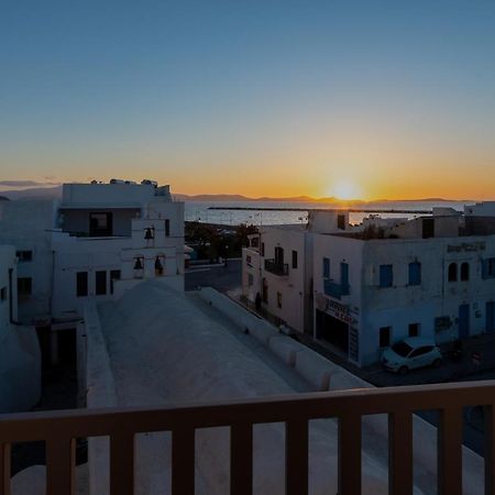 El_Puerto Luxury Port Suites Naxos City Buitenkant foto